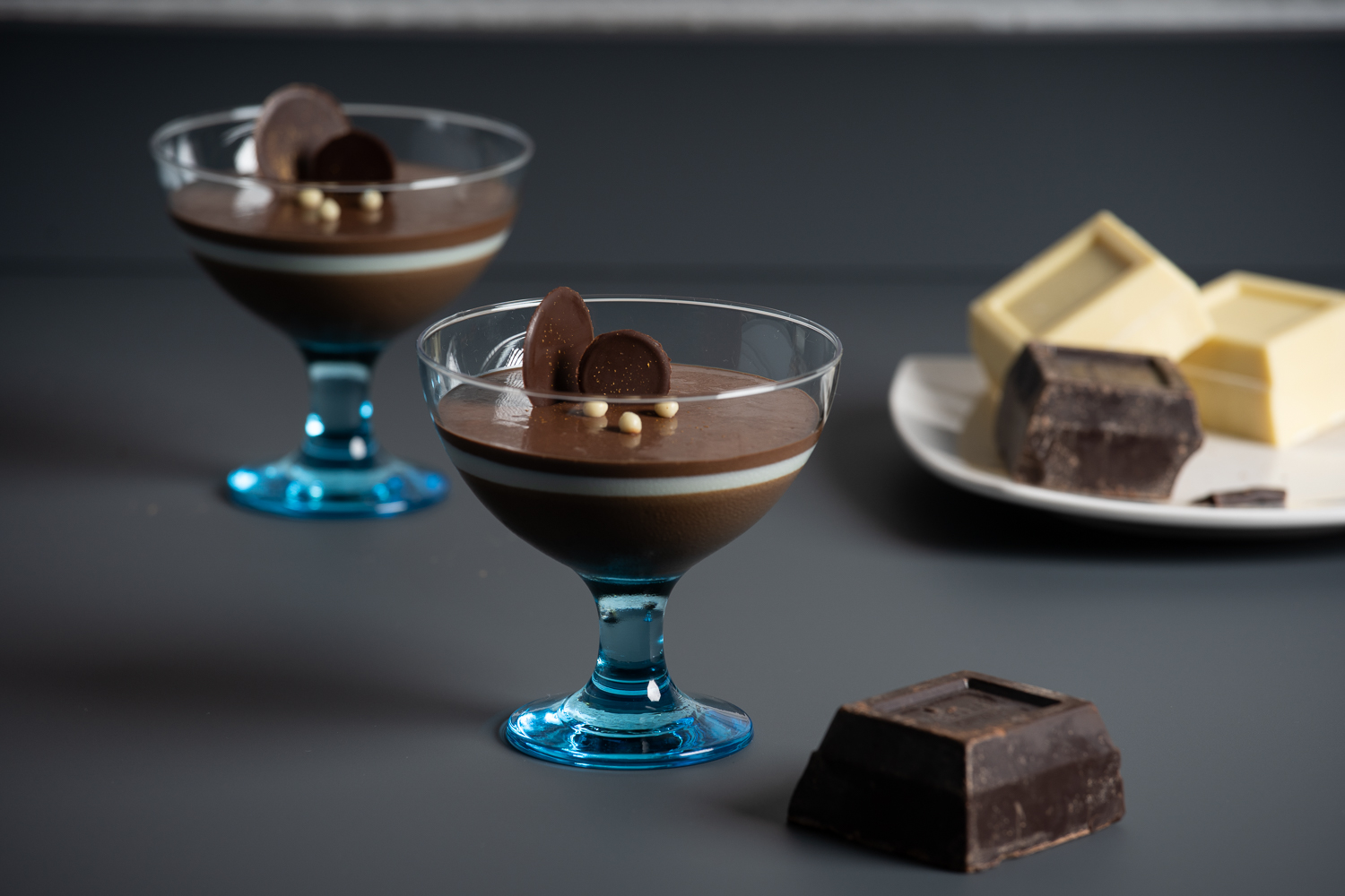 Dark Princess | Tris di Mousse al Cioccolato Fondente e Bianco - immagine 2