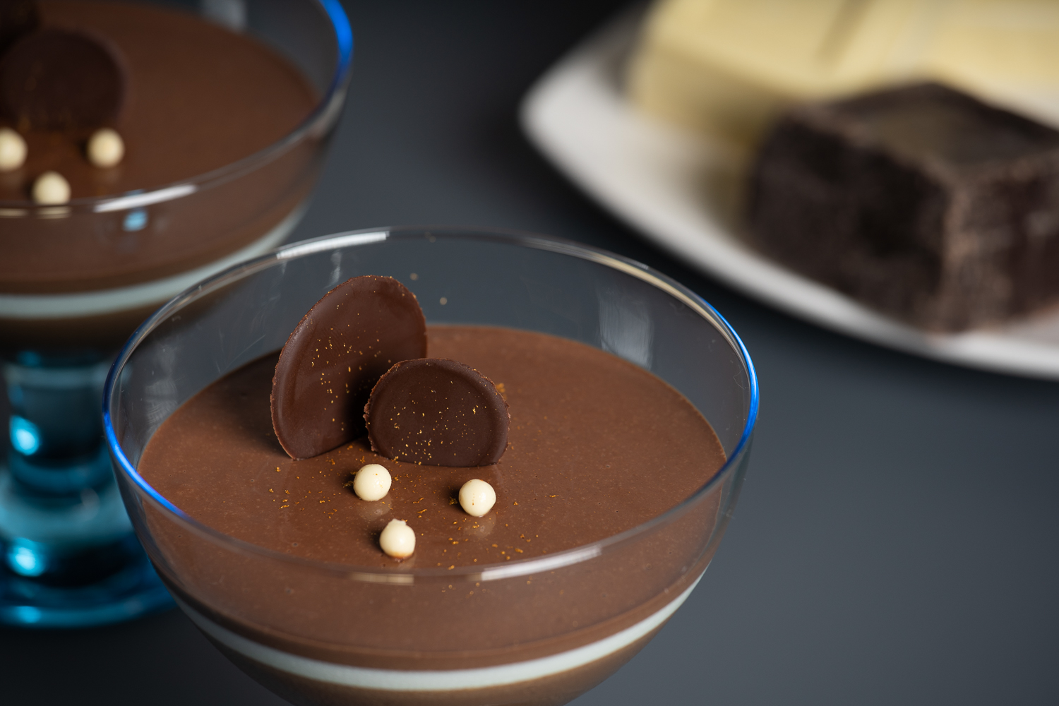 Dark Princess | Tris di Mousse al Cioccolato Fondente e Bianco - immagine 3