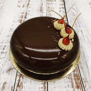 Delicious | Torta Moderna alle Arachidi, Cioccolato e Caramello Salato